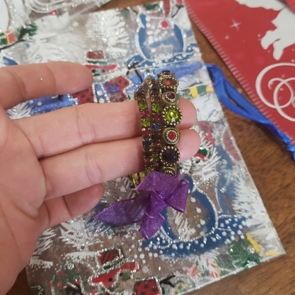 Colorful bracelets - Picture 2 of 2